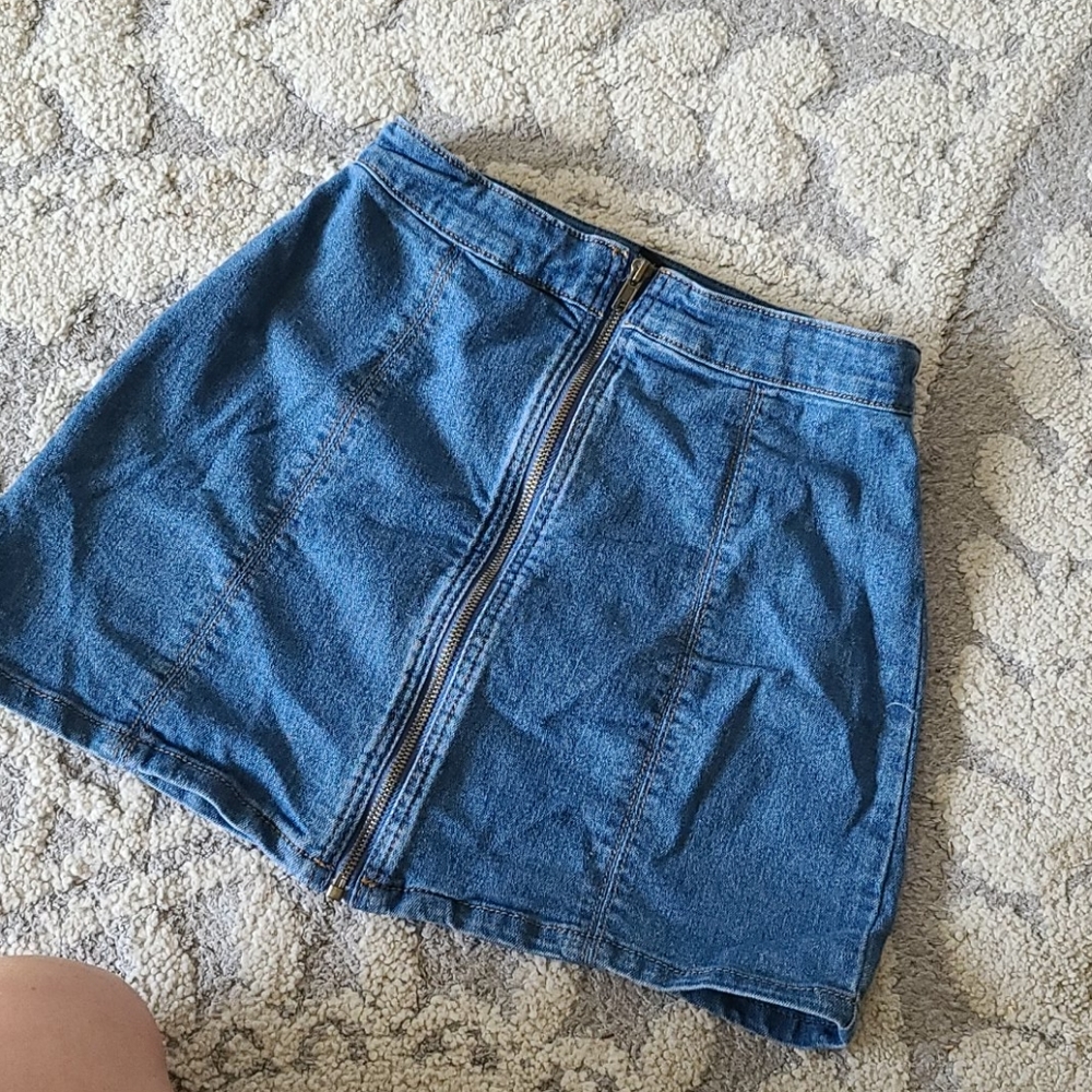 Forever 21 skirt